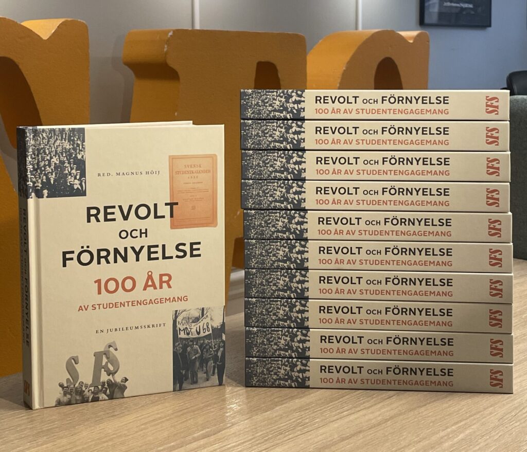 sfs-jubileumsskrift-revolt-och-f-rnyelse-sveriges-f-renade-studentk-rer